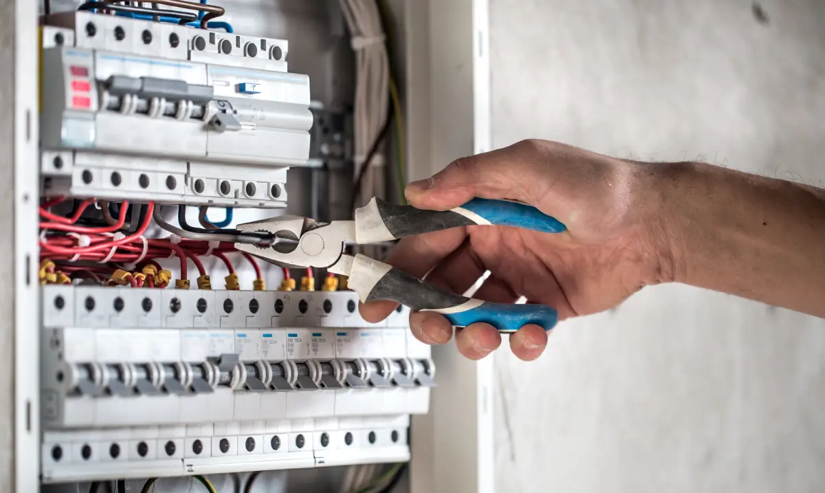 What to Expect During a Home Electrical Panel Upgrade